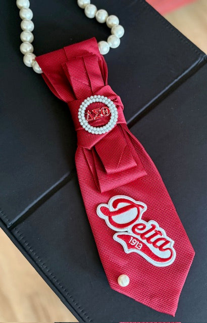 Custom Delta Tie with Pearl Chain